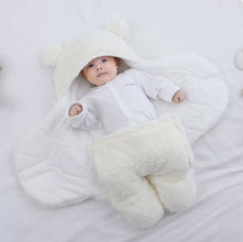 Ultra-Soft Plush Baby Swaddle Blanket – Newborn 